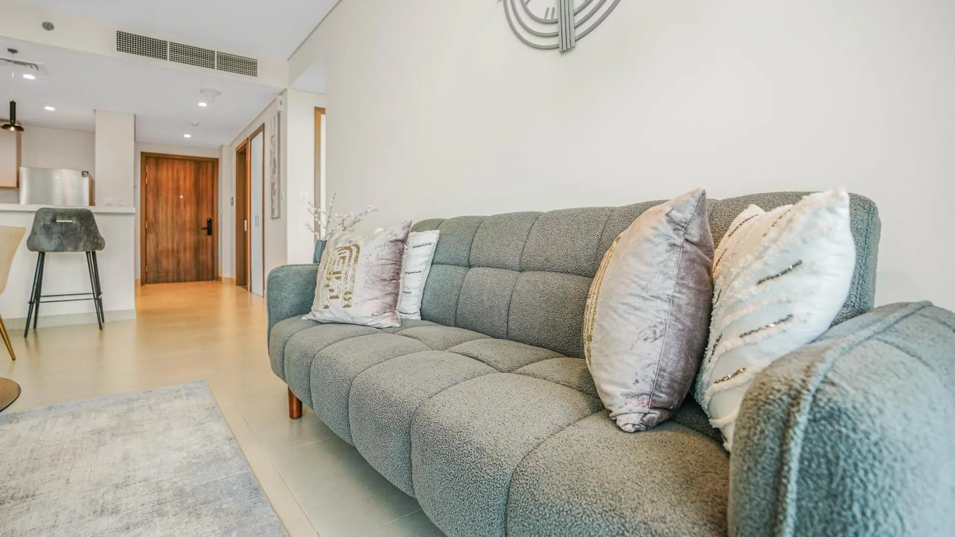 Sea View Apartment Located On The 39Th Floor With Rooftop Pool Close To World Trade Centre Dubai 0*,  United Arab Emirates